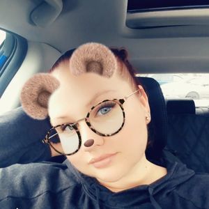 Meet your Posher, Krystal